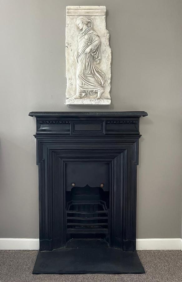 Luxurious Converted Old Victorian Bank Building * Stewartstown
