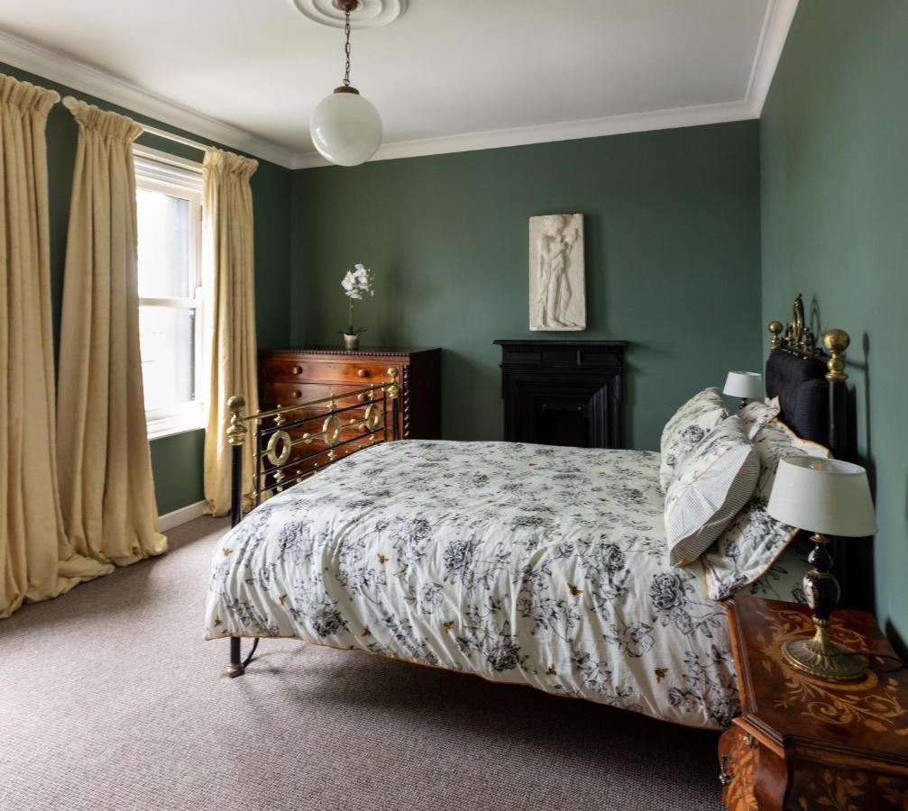 Luxurious Converted Old Victorian Bank Building Holiday home *
