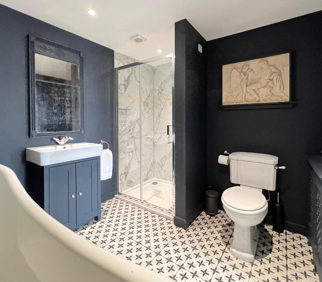 Luxurious Converted Old Victorian Bank Building *